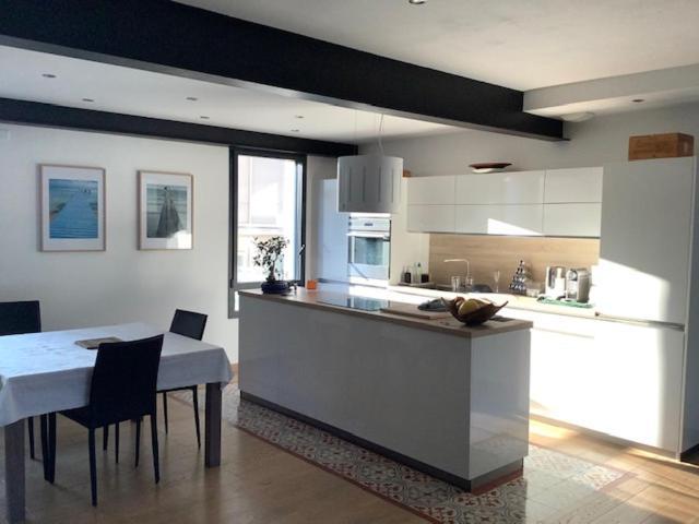 Le Beau Repaire, D'hotes, Quartier Historique, 1 A 3 Chambres, Etage Independant Bed & Breakfast